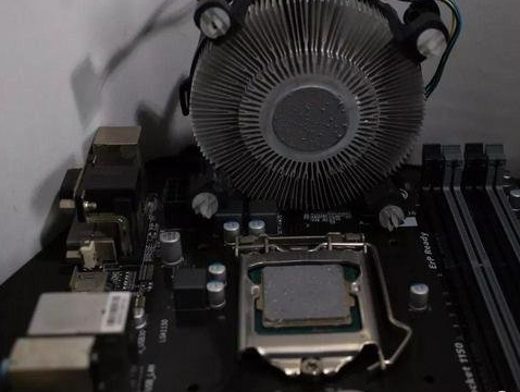 组装电脑 组装电脑