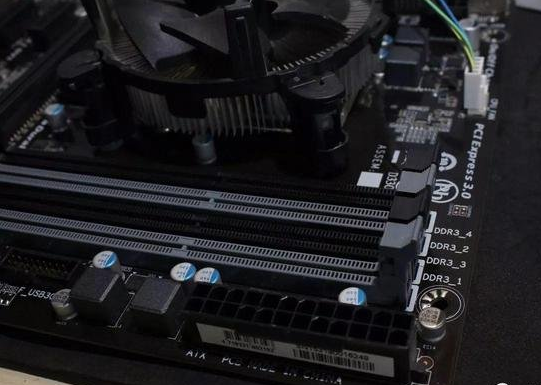 电脑组装教程图解 电脑组装教程图解